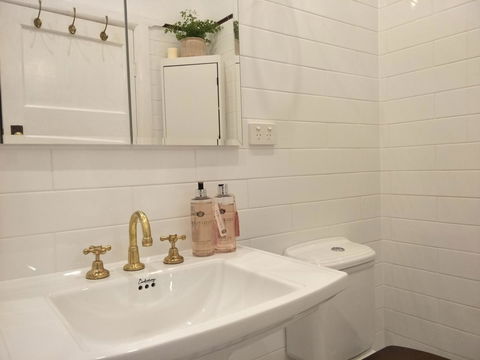 Fernweh Guesthouse - Accommodation in Surfers Paradise 18