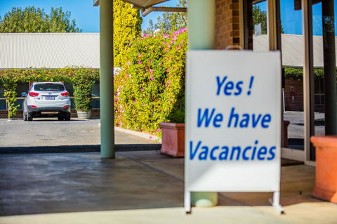 Country Roads Motor Inn Naracoorte - Accommodation in Surfers Paradise 22
