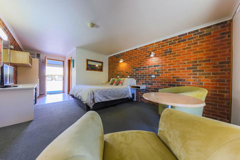 Country Roads Motor Inn Naracoorte - Accommodation in Surfers Paradise 7