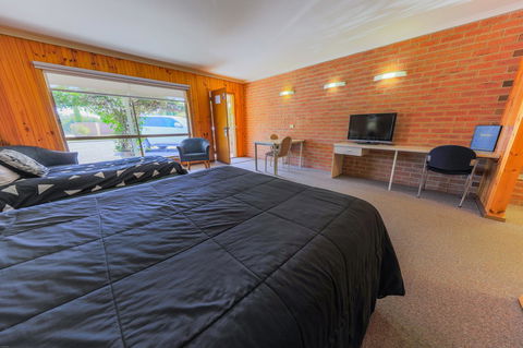 Country Roads Motor Inn Naracoorte - Accommodation in Surfers Paradise 35
