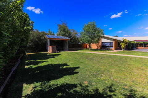 Country Roads Motor Inn Naracoorte - Accommodation in Surfers Paradise 9