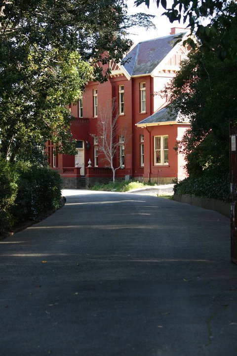 Pirralilla Estate Adelaide Hills - Accommodation in Surfers Paradise 0