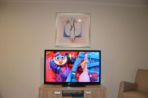 ADELAIDE CENTRAL APARTMENT - 3BR, 2BATH & CARPARK - Accommodation in Surfers Paradise 9