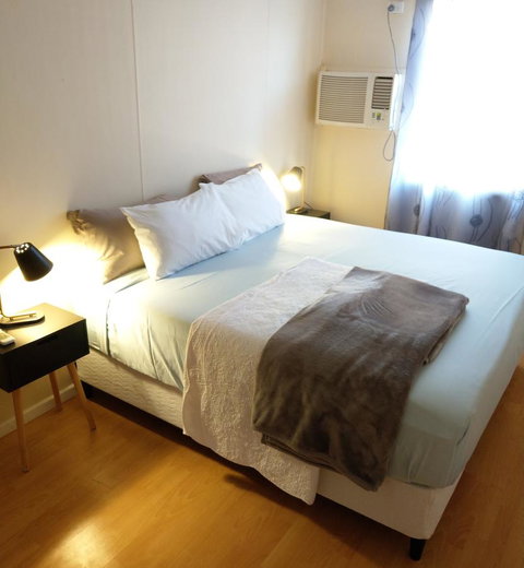 Desert Gum Retreat Gough St - Accommodation in Surfers Paradise 3