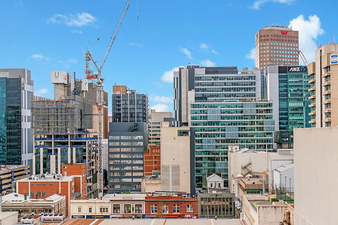 Stylish And Comfortable, Views Over Gouger St! - Accommodation in Surfers Paradise 4