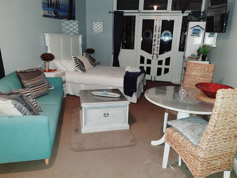 Court House - Studio - Accommodation in Surfers Paradise 0