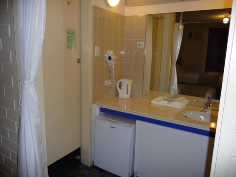 The Wine Vine Hotel - Accommodation in Surfers Paradise 1