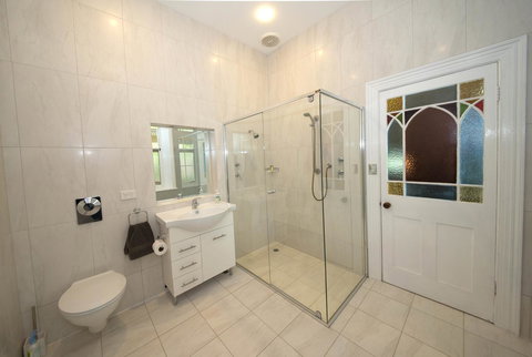 Yankalilla Bay Homestead - Accommodation in Surfers Paradise 14