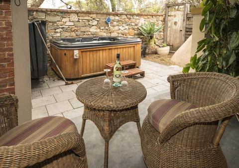 Yankalilla Bay Homestead - Accommodation in Surfers Paradise 16