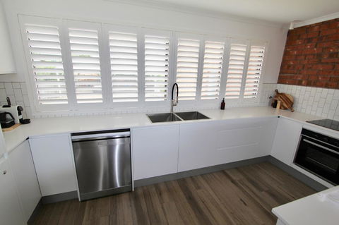Southern Sands\' Beachfront Apartment - Accommodation in Surfers Paradise 8