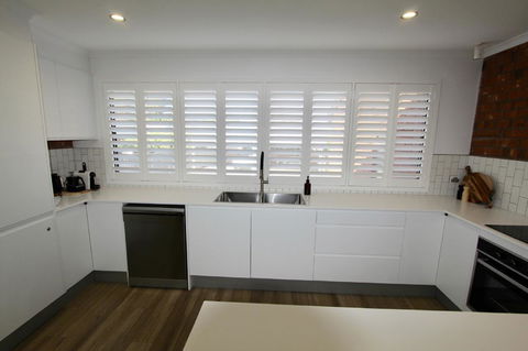 Southern Sands\' Beachfront Apartment - Accommodation in Surfers Paradise 5