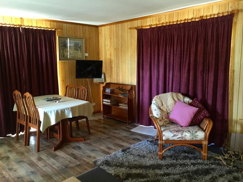 Clare Valley Cabins - Accommodation in Surfers Paradise 3