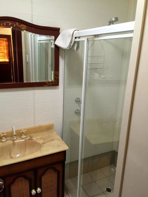 Clare Valley Cabins - Accommodation in Surfers Paradise 4