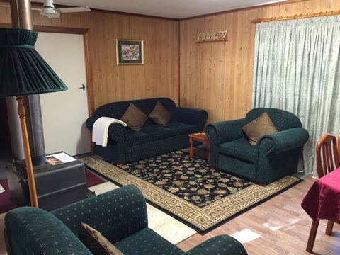 Clare Valley Cabins - Accommodation in Surfers Paradise 25