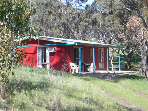Clare Valley Cabins - Accommodation in Surfers Paradise 7