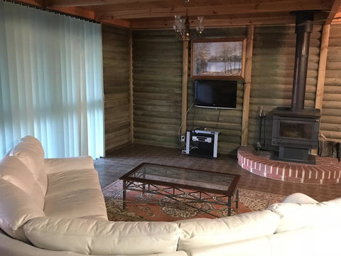 Shangri La Moonta Bay - Accommodation in Surfers Paradise 9