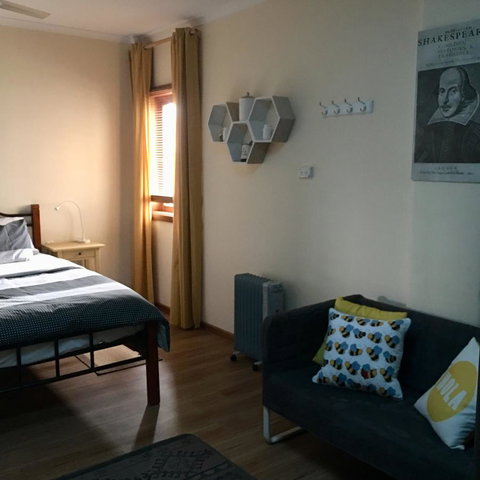 KI Dragonfly Guesthouse - Accommodation in Surfers Paradise 30