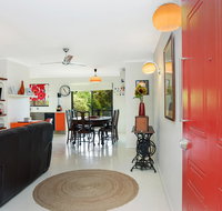 Red Door - Accommodation in Surfers Paradise