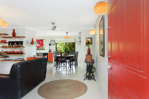 Red Door - Accommodation in Surfers Paradise 0