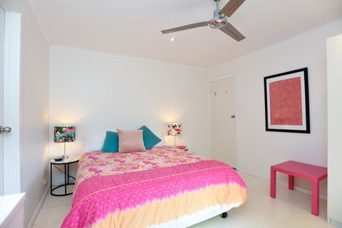 Red Door - Accommodation in Surfers Paradise 9