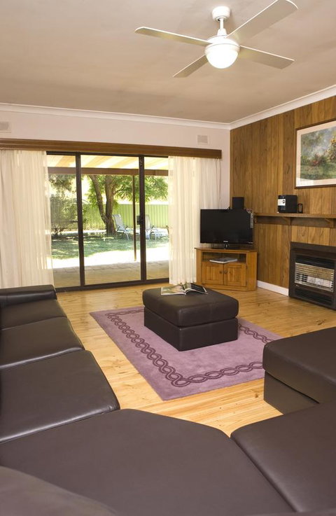 The Lyndoch Motel - Accommodation in Surfers Paradise 27