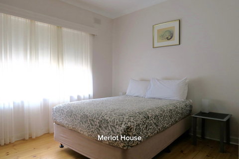 The Lyndoch Motel - Accommodation in Surfers Paradise 31