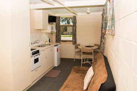 Kalganyi Holiday Park - Accommodation in Surfers Paradise 35