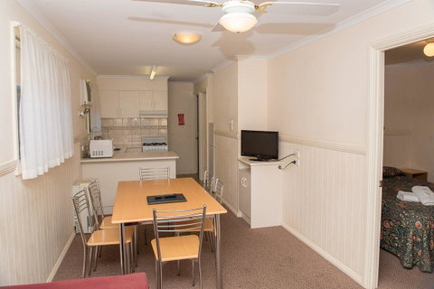 Kalganyi Holiday Park - Accommodation in Surfers Paradise 19