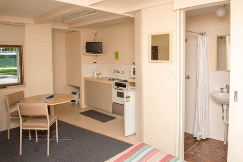 Kalganyi Holiday Park - Accommodation in Surfers Paradise 37