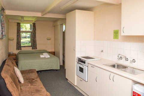 Kalganyi Holiday Park - Accommodation in Surfers Paradise 34