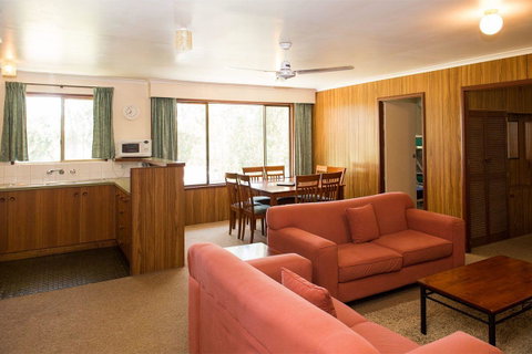 Kalganyi Holiday Park - Accommodation in Surfers Paradise 13