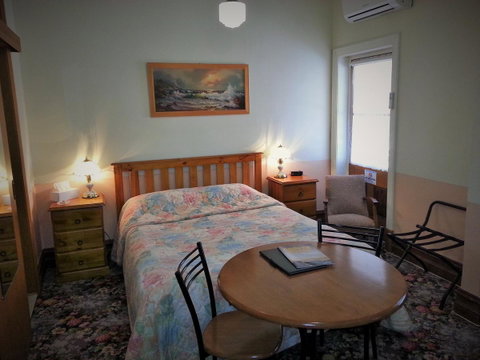 Sonbern Lodge Motel - Accommodation in Surfers Paradise 14