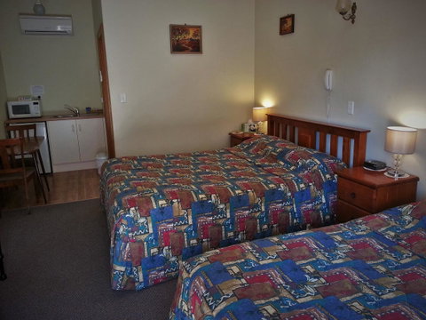 Sonbern Lodge Motel - Accommodation in Surfers Paradise 25