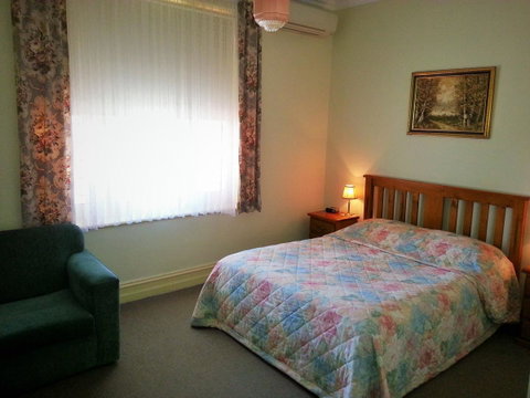 Sonbern Lodge Motel - Accommodation in Surfers Paradise 11