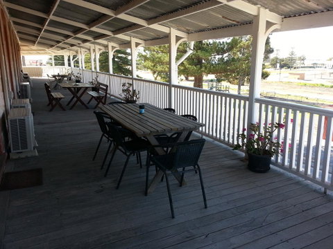Sonbern Lodge Motel - Accommodation in Surfers Paradise 1