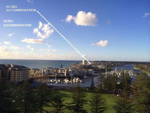 Acaill Accommodation Esplanade Living Self Check-In Self Check-Out - Accommodation in Surfers Paradise 4