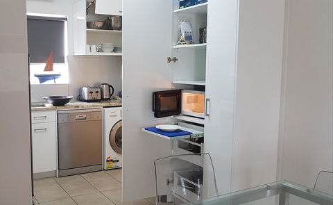 Acaill Accommodation Esplanade Living Self Check-In Self Check-Out - Accommodation in Surfers Paradise 29