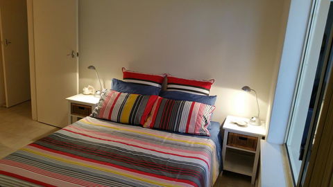 Acaill Accommodation Esplanade Living Self Check-In Self Check-Out - Accommodation in Surfers Paradise 21
