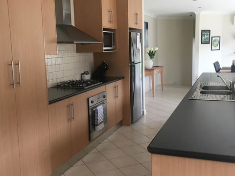 Apartment 229 Mount Gambier - Accommodation in Surfers Paradise 2