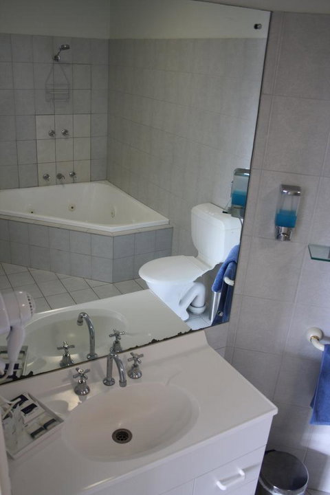 Navigators Motel & Diner - Accommodation in Surfers Paradise 14