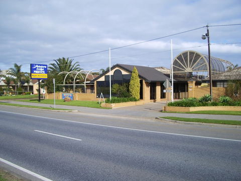 Aviators Lodge - Accommodation in Surfers Paradise 1