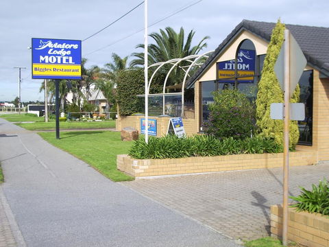Aviators Lodge - Accommodation in Surfers Paradise 0