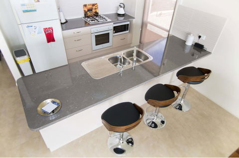 Brock's Base - Accommodation in Surfers Paradise 4