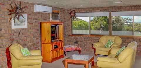 Seacroft - Accommodation in Surfers Paradise 19
