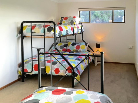 Seacroft - Accommodation in Surfers Paradise 17