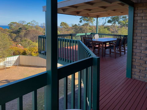 Seacroft - Accommodation in Surfers Paradise 1