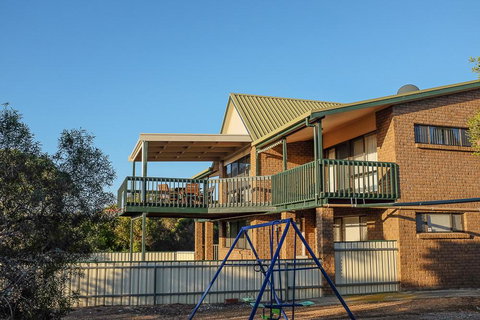 Seacroft - Accommodation in Surfers Paradise 26