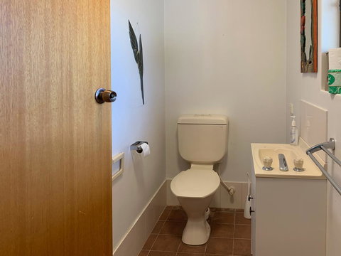 Seacroft - Accommodation in Surfers Paradise 10
