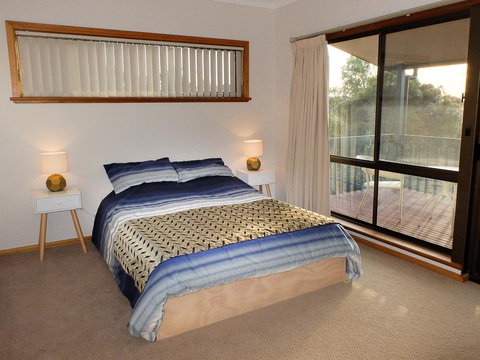 Seacroft - Accommodation in Surfers Paradise 9