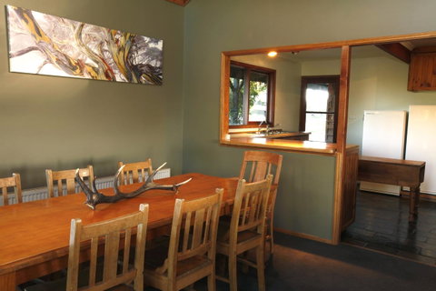 Eagles Range - Accommodation in Surfers Paradise 6